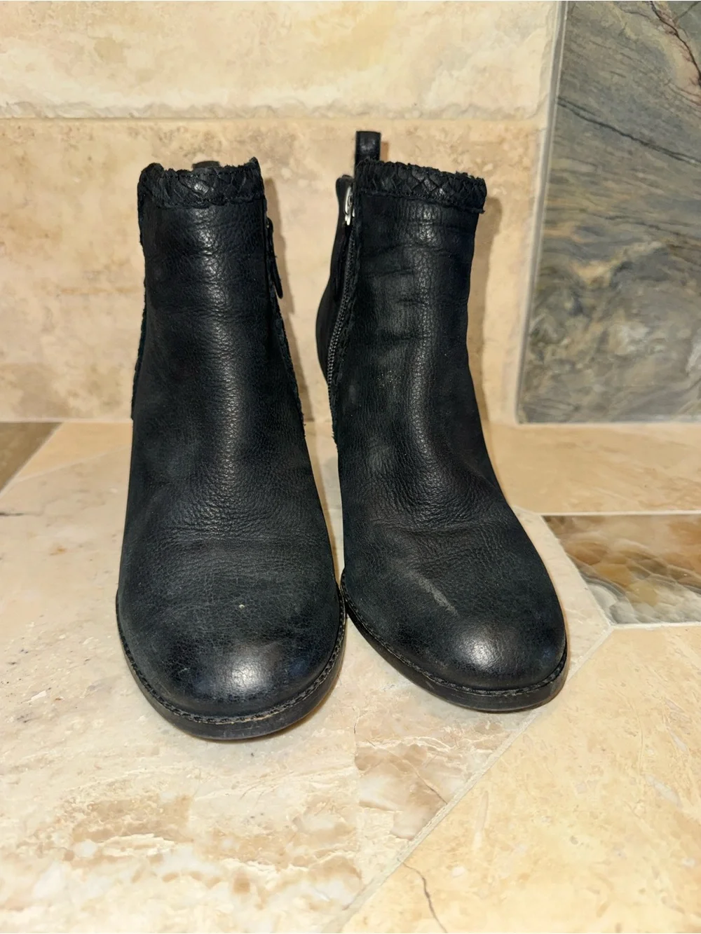 Caslon Black Genuine Leather Wedge Ankle Booties Women’s Size 9